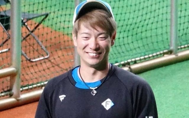 日本ハムが3選手の背番号変更を発表　首位打者・松本剛が「7」に、野村も一桁に