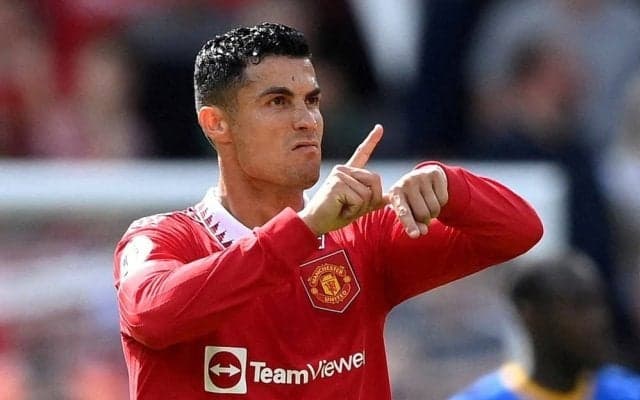 「唯一無二のCR7」クリスティアーノ・ロナウドの\"マンチェスター・U退団\"に衝撃…クラブの発表に半日で「コメント14万件」!