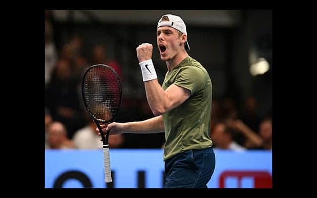 シャポバロフ 母国のW杯応援