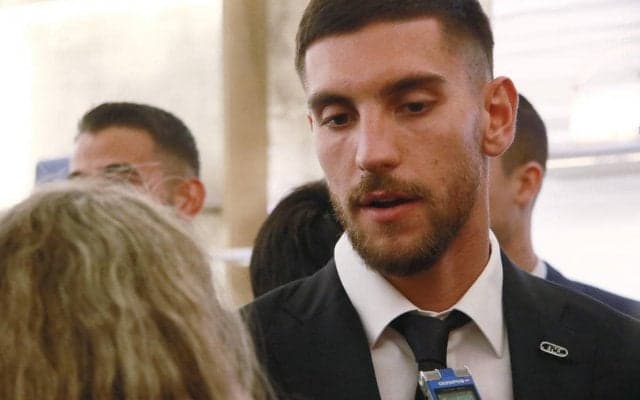 「勝つローマを見せたい」、来日中のローマ主将ペッレグリーニが日本ツアー語る