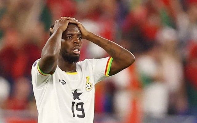 ｢なぜズッコケる｣ガーナ代表FWがまさかの｢忍者ゴール失敗｣でファン落胆…カタールW杯・ポルトガル代表戦での「決定機逸脱シーン」が話題に