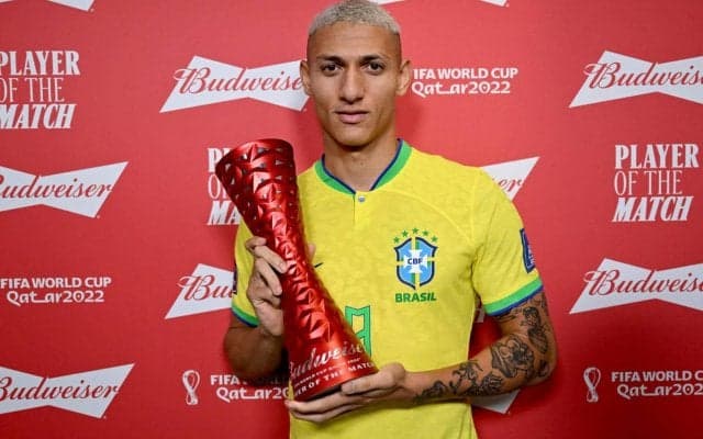 「数週間前、僕は泣いていた」豪快バイシクルのリシャルリソン、ケガを乗り越えW杯で2ゴールデビュー「神様は僕の努力を見ていた」