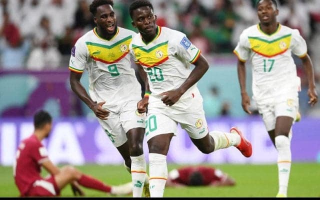 セネガルが攻撃陣躍動で初勝利! 開催国カタールはW杯初ゴールを挙げるも連敗…《カタールW杯》