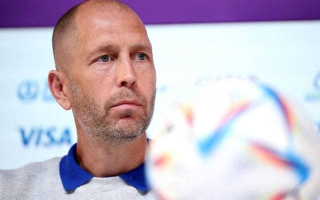 アメリカ代表監督が試合を前にイラン代表に急遽謝罪…理由はサッカー連盟のSNSでの不適切な国旗の投稿