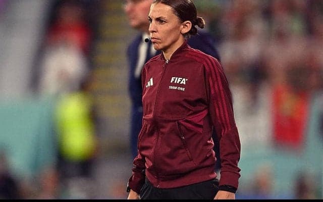 男子W杯初の女性主審に！　日本注目のコスタリカvsドイツの主審は女性審判のフラパールさん