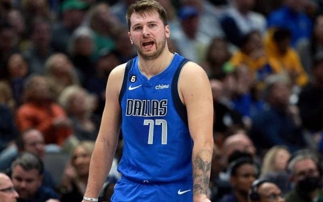 40得点超えのトリプルダブルで王者を撃破したドンチッチ…カリーがそのすごさを語る