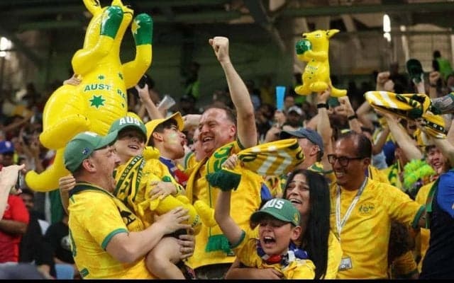 W杯決勝T進出のオーストラリア国民がAM3時に狂喜の大絶叫！明朝の日本はどうなる！？