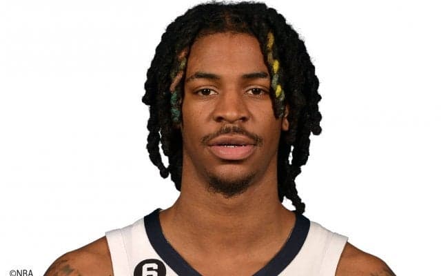 157cmのボックスに跳び乗る！　NBAモラントが限定公開した動画が話題に