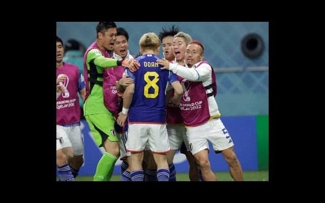 Ｗ杯史上、究極のジャイアントキリングを達成した日本の驚くべきデータ。パス1000本を駆使したスペイン相手に、シュートわずか６本で勝ちきる