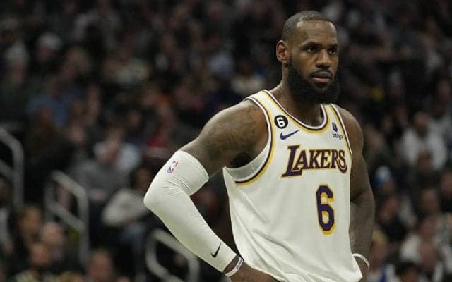 「俺はいつも憧れていた」…レブロンがマジックを抜いて通算アシスト数で歴代6位へ浮上