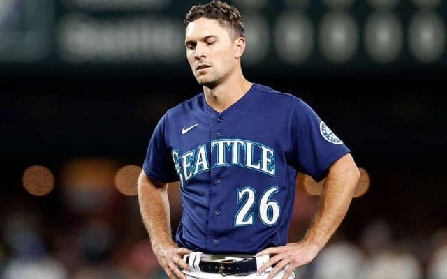 【MLB】球団と“銭闘”で11億円ゲットも…期待ハズレで退団　元球宴内野手への辛辣評価