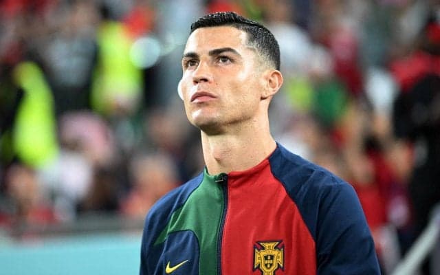 C・ロナウドに強力な援軍が到着!? パートナーと頬を寄せた2ショット披露、子供たちもカタール入りで応援