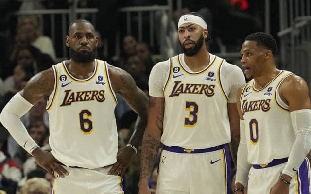 ビッグ3体制2季目のレブロンがバックス戦を「最も補完できたベストゲーム」と語る