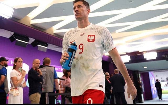 W杯敗退の34歳レヴァンドフスキ、今後の進退は？「考える要素はたくさんある」