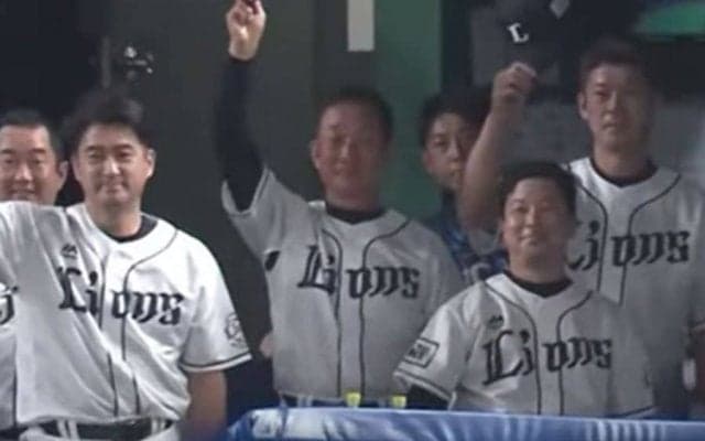 辻前監督もご満悦「大ヒットだったね」　場内爆笑の“イジり”芸「劇団獅子」の裏側