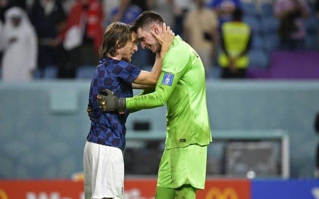 日本代表戦でMOMのクロアチア代表GKリヴァコビッチが歴史に名を刻む! \"PK戦での3本ストップ\"はW杯史上3人目