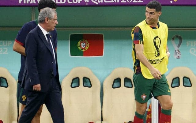 「何の問題もない」6発快勝のポルトガル、ベンチスタートのC・ロナウドに監督言及「偉大なキャプテンであることを示した」