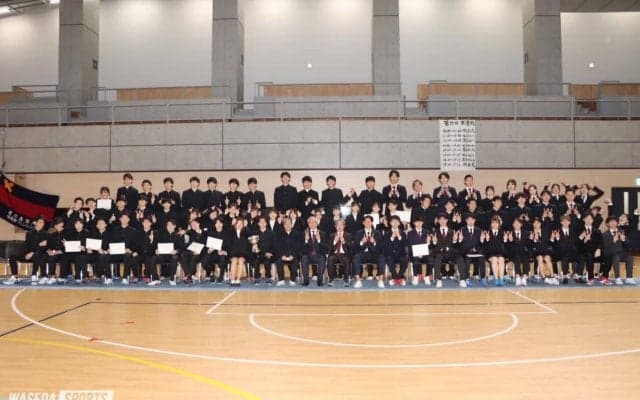 伝統の一戦　大健闘するも昨年のリベンジならず