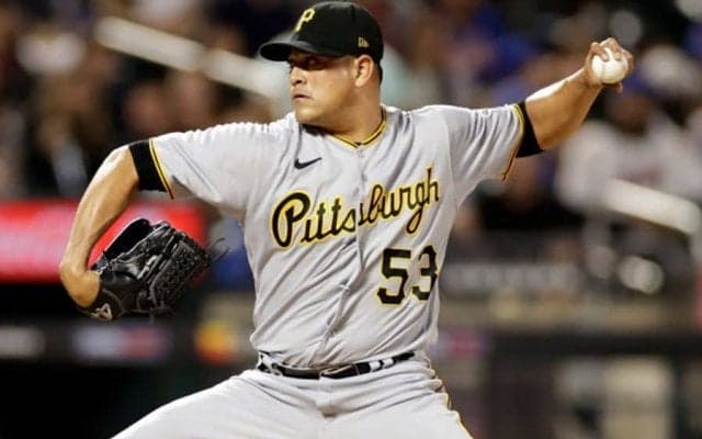 楽天がバニュエロスを獲得　東京五輪メキシコ代表の左腕、侍J戦では浅村から三振