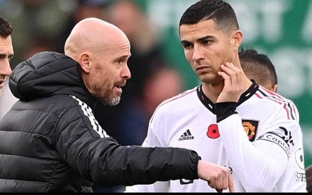 「過去の人」テン・ハグ監督、退団のクリスティアーノ・ロナウドに言及せず「我々は前を向く」