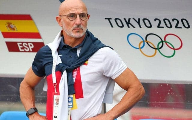 監督退任のスペイン代表、東京五輪で日本を下したデ・ラ・フエンテ氏が新監督に就任