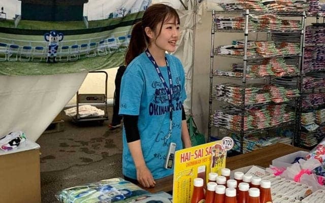 中日チア卒業から5年も「可愛さ健在ですね」　華麗さ目を引く新人選手の“お世話役”