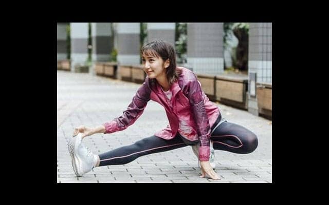 TBS近藤夏子アナがフルマラソンに挑戦。「階段で息切れするほどだった」生活から、高橋尚子直伝のフォームでサブ６を目指す