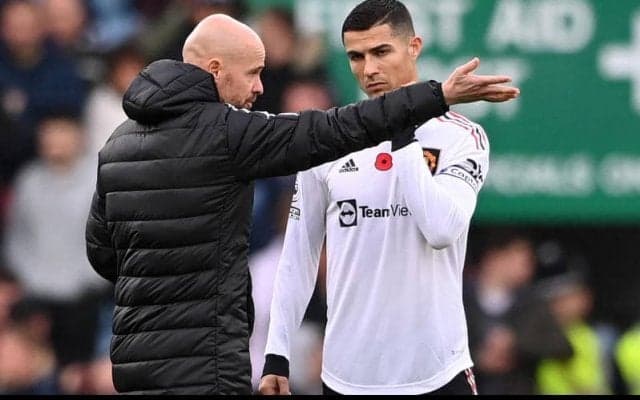 ユナイテッド、C・ロナウドに代わる選手獲得へ！　テン・ハグ監督が認める