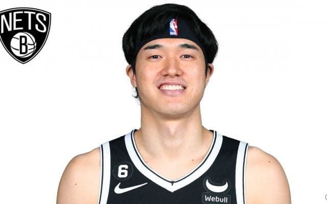 渡邊雄太（ネッツ）が復帰初戦で3Pショット1 本成功、10 得点 – 勝利を呼び込むクラッチディフェンスも