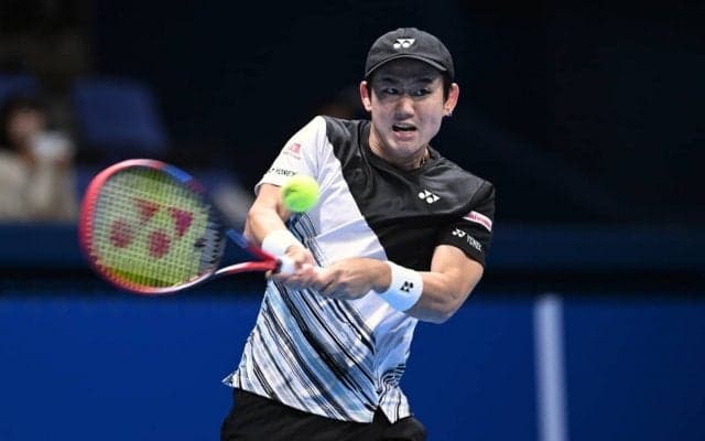 世界36位西岡良仁、来季見据えた実戦「緊張感の中で試合をすることがいい練習」。若手選手には“聞き魔”になれ「アドバイスを聞きにきたらいいのに」