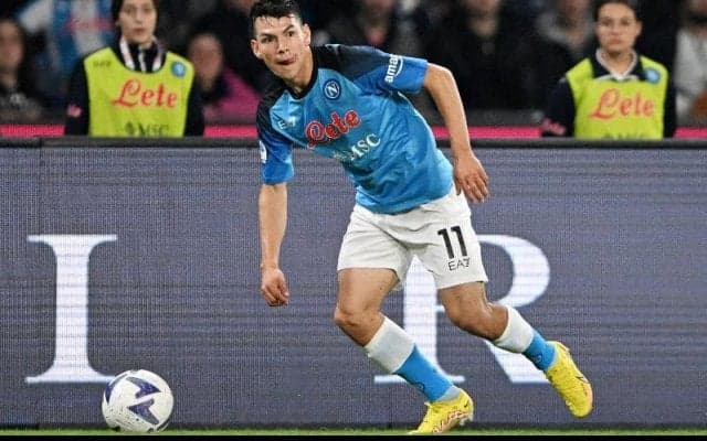 ナポリがメキシコ代表MFロサーノ売却を検討か？