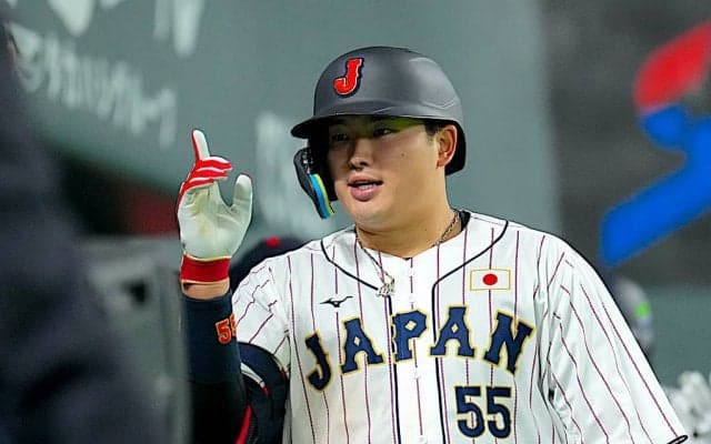 【プロ野球】村上宗隆の2年連続トリプル・クラウンはあるか…　歴代三冠王たちから読み解く