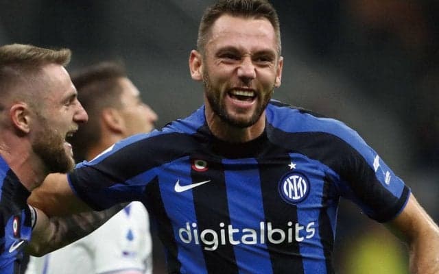 インテルDFデ・フライ、1月にトッテナムorアトレティコ行きも？