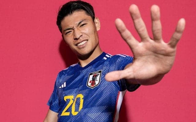 「なんだ最後のやつはー‼︎」「めっちゃ可愛ええ」ファン大興奮、W杯メンバーの町野修斗、一瞬のカメラ目線ドヤ顔が話題