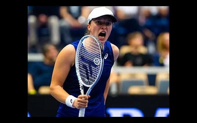 シフィオンテク 初の最優秀選手に