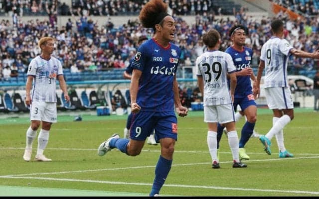 甲府の天皇杯優勝の立役者・三平和司が契約更新「P.S. 契約更新します」