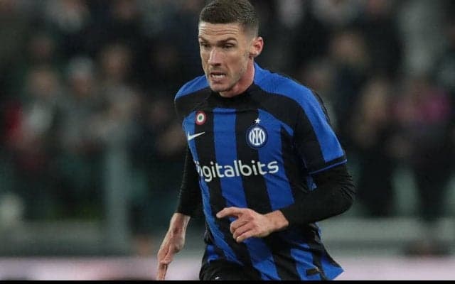 ゴセンスがシャルケからのオファーを拒否