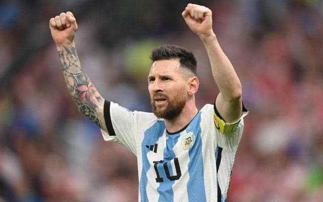 「この素晴らしい瞬間を楽しまなければ」自身2度目のW杯決勝に臨むメッシ、36年ぶりの世界一へ「誰にも譲るつもりはない」