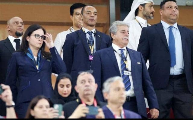 「こりゃヤバい」W杯に集まるブラジルのレジェンド軍団がさらに豪華に！ロナウジーニョまで登場し「全員ゲームで使ってました」と反響