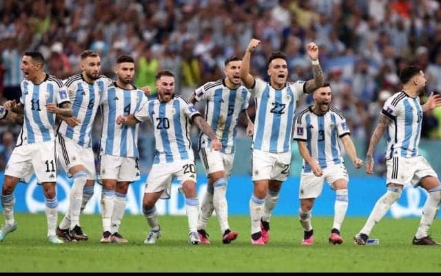 「なんて美しい」アルゼンチン代表の美女パートナー19人が一挙集結！豪華ドレス姿が反響「すごいチーム！」