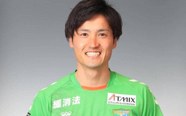 八戸、MF前澤甲気との契約を更新　今季は負傷の影響で出場8試合にとどまる