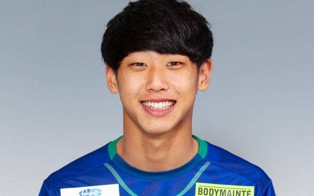徳島が高卒ルーキーMF玄理吾と契約更新「1試合でも多くチームの勝利に貢献できるように頑張ります」