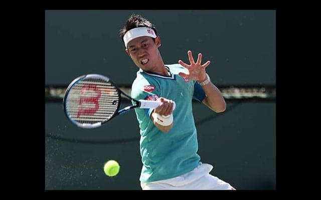 錦織「Memories！」銅像前で写真