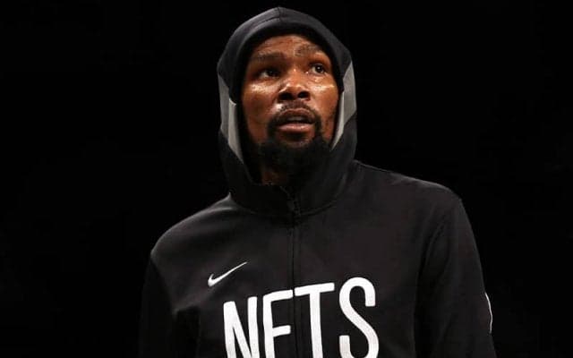 渡邊雄太を支える久慈暁子さん、デュラントとの2ショット写真を公開「感激」