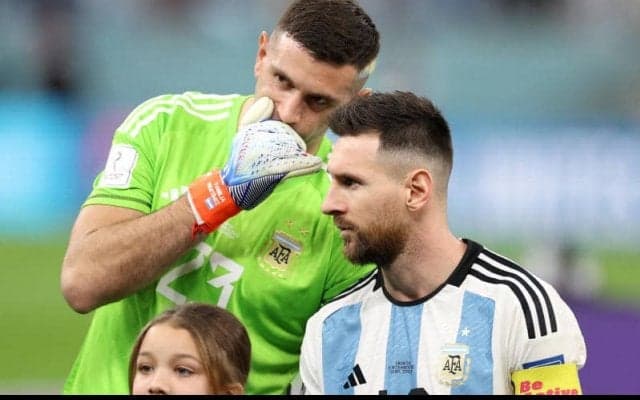 今回のW杯が最後のメッシに「50歳までやれる」　アルゼンチン守護神が再考望む