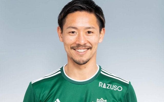 甲府が松本MF佐藤和弘の完全移籍加入を発表、2019年以来の復帰「残りのプロサッカー選手生活のすべてを捧げてプレーします」