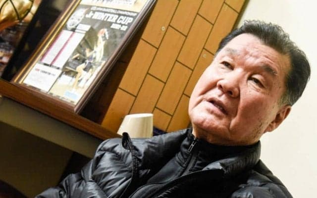 京都精華学園を率いて48年、山本綱義のコーチング哲学（後編）「留学生が来ることで日本のバスケのレベルが上がる」