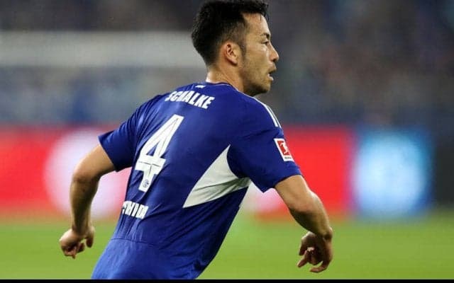 シャルケDF吉田麻也、契約条項明かす「25試合以上出てチームが残留すれば自動延長」