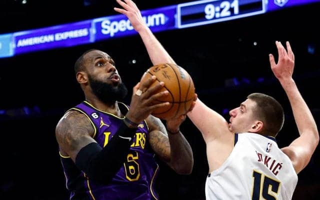 レイカーズがナゲッツ撃破…レブロンが3試合連続30得点越え、ラスはベンチスタートでトリプルダブル