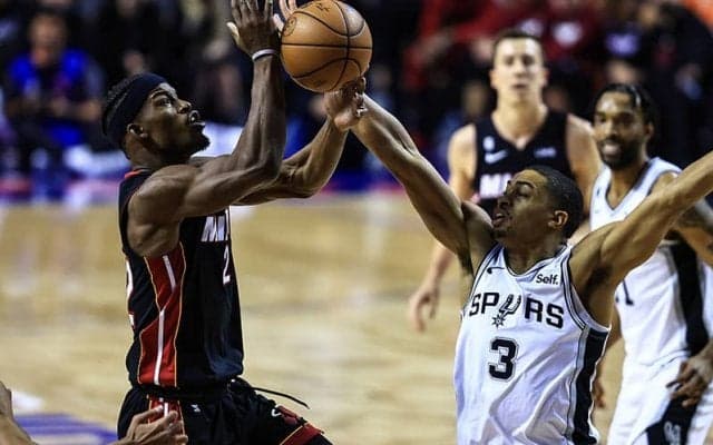 ヒートが「メキシコシティゲーム」でスパーズに勝利…バトラーら3名が20得点超でけん引